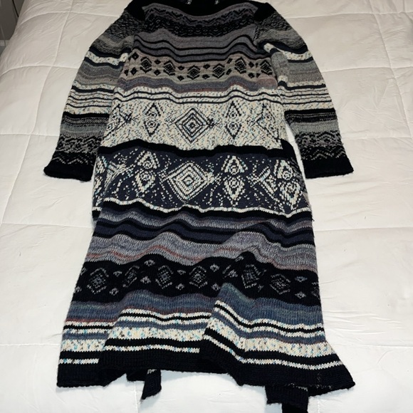 Free People for Urban Outfitters  maxi length long sleeve knitt sweater Small - Picture 9 of 11